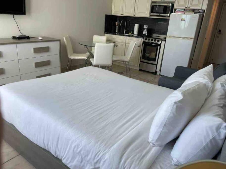 Apartament Chic Ocean Front Studio! Miami Beach Zewnętrze zdjęcie