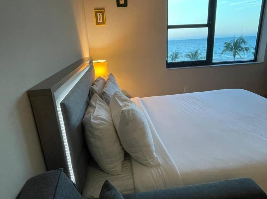 Apartament Chic Ocean Front Studio! Miami Beach Zewnętrze zdjęcie